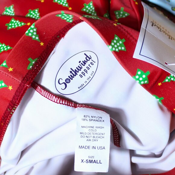 Southwind Apparel Bayside Tights Leggings Christmas Trees Print Athleisure XS - Picture 5 of 5